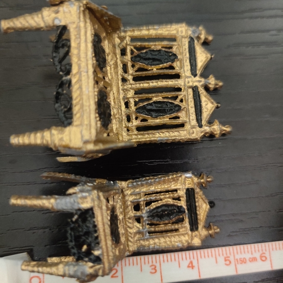 Vintage Dollhouse miniature furniture and dishes sets - Picture 10 of 12